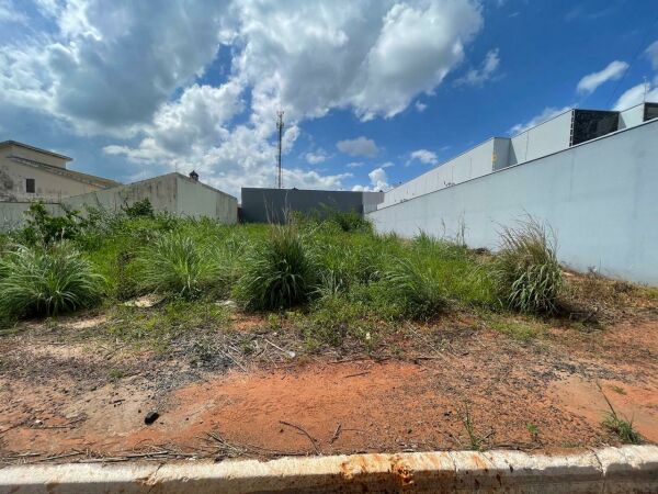 Imagem de TERRENO 14X28 SETOR SÃO PAULO